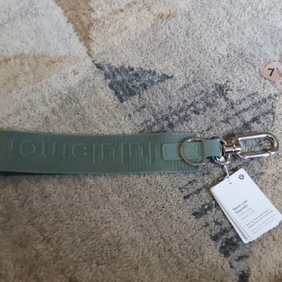 Lululemon Mint Keychain with Silver Clip - Picture 5 of 6